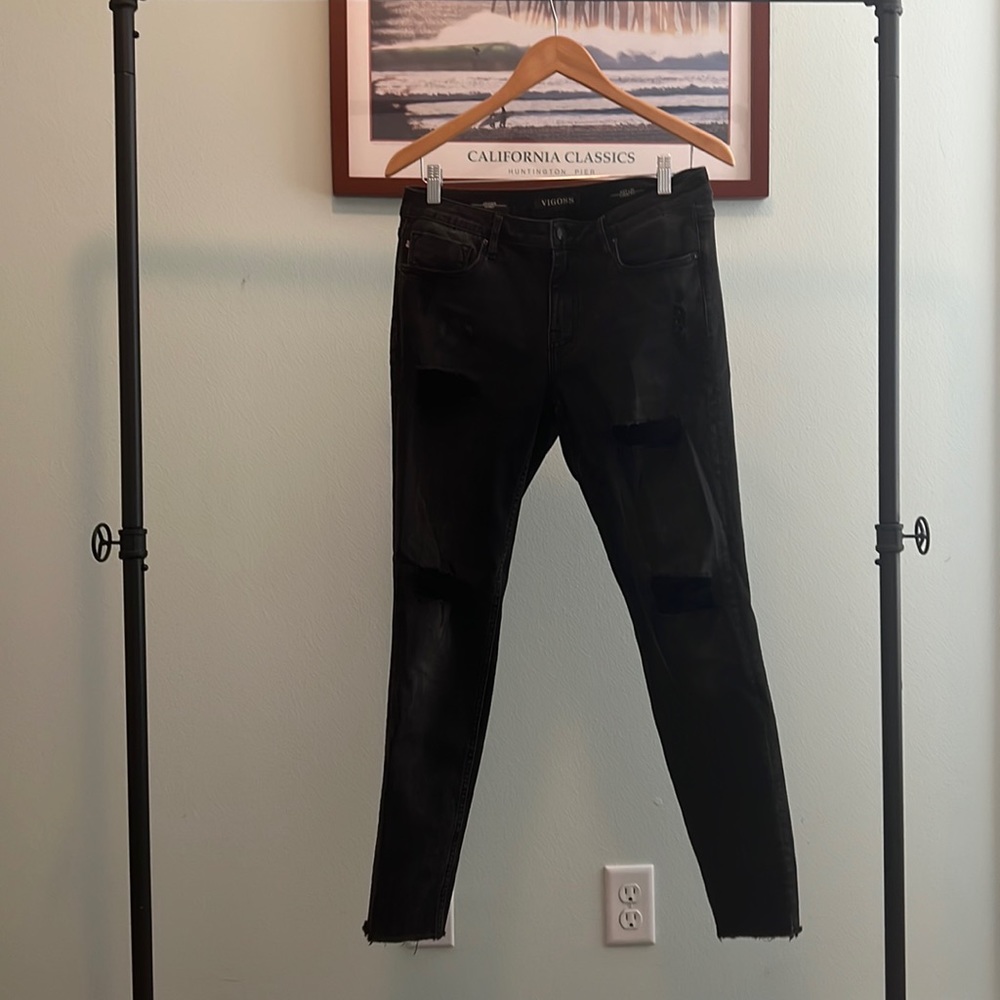 Vigoss black distressed skinny jeans size 29